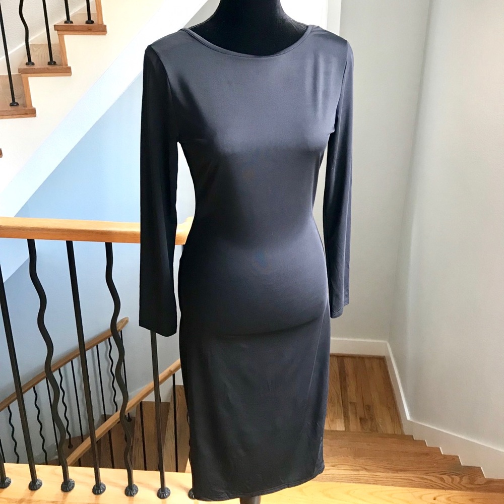 LITTLE BLACK DRESS - Picture 5 of 11